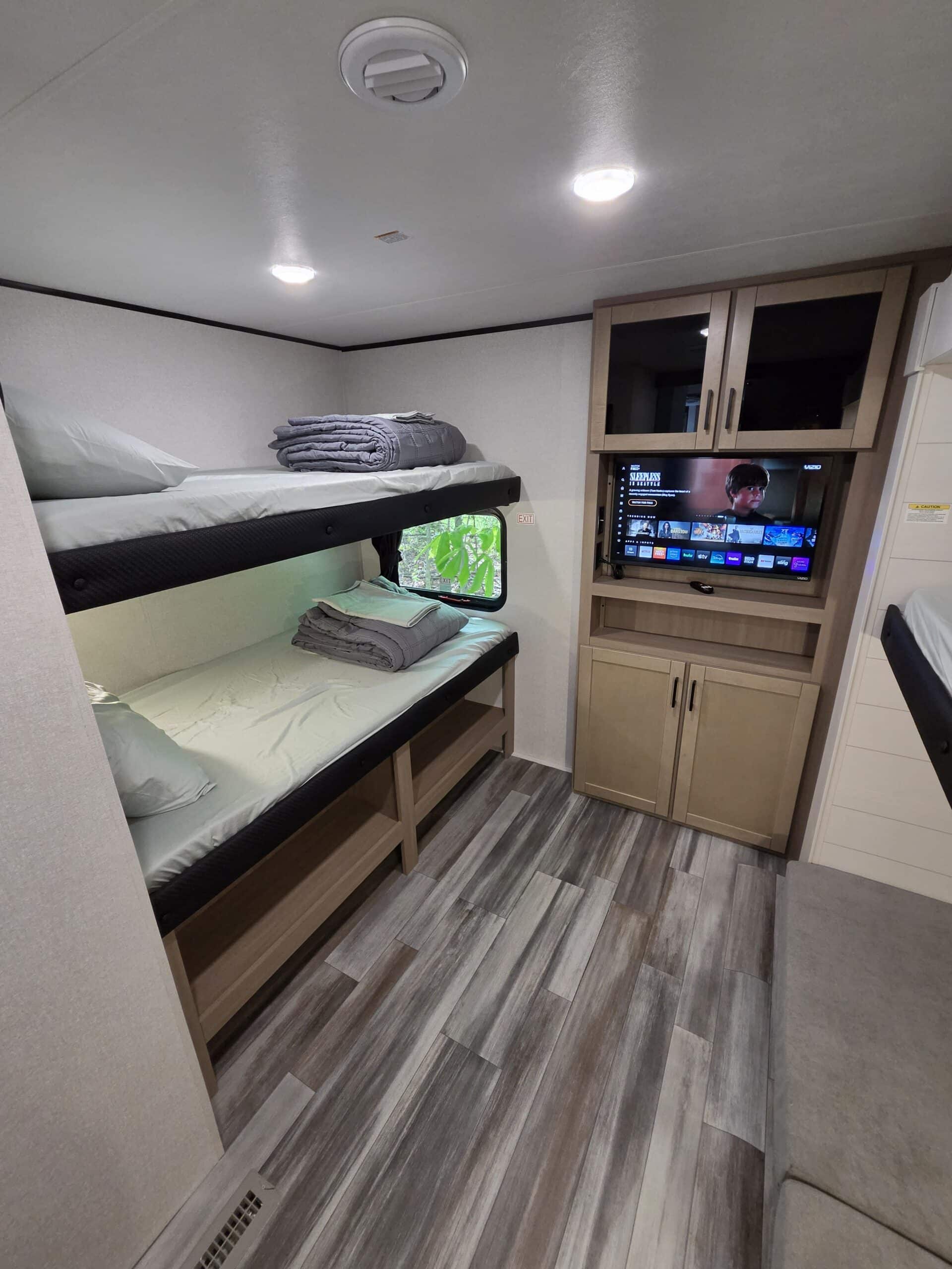 #13 2026 Jayco Jayflight 321BDS